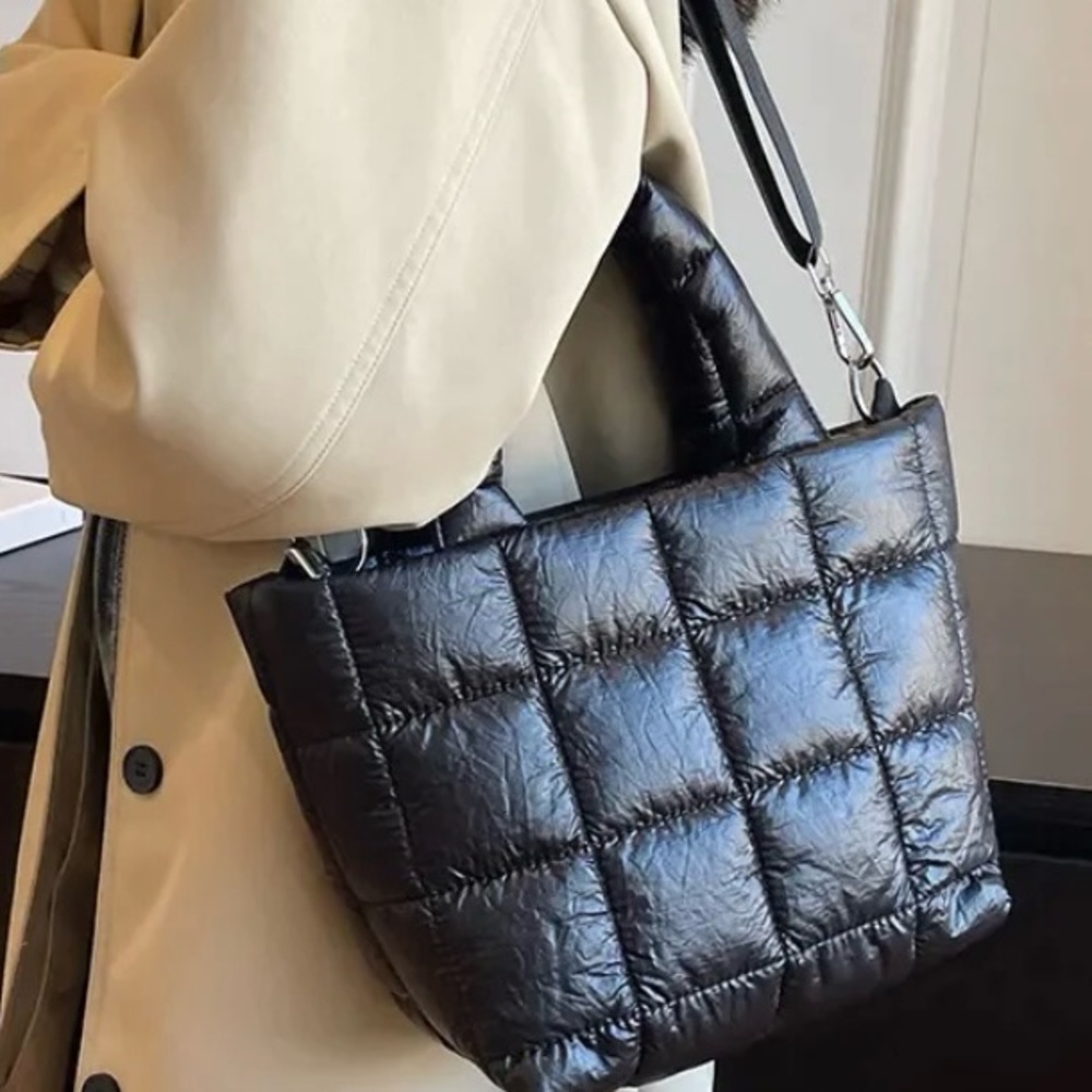 🐡 Mini Puffer Tote - Picture 4 of 11